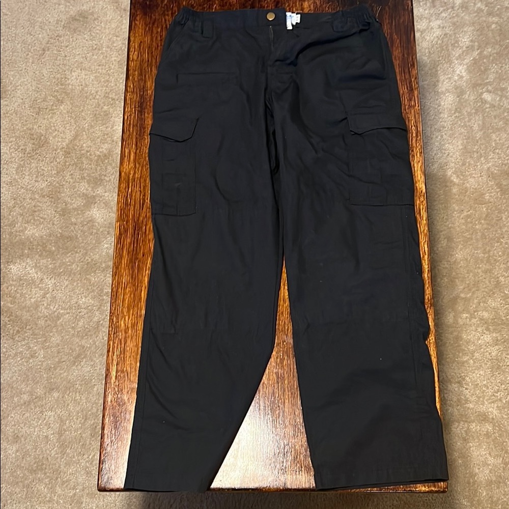 Black Straight Leg Pants Classic Design
